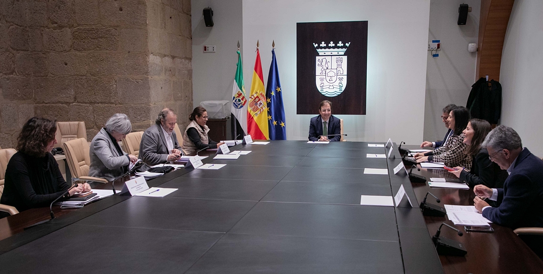 Extremadura Digna: “La Junta abandona a los más necesitados”