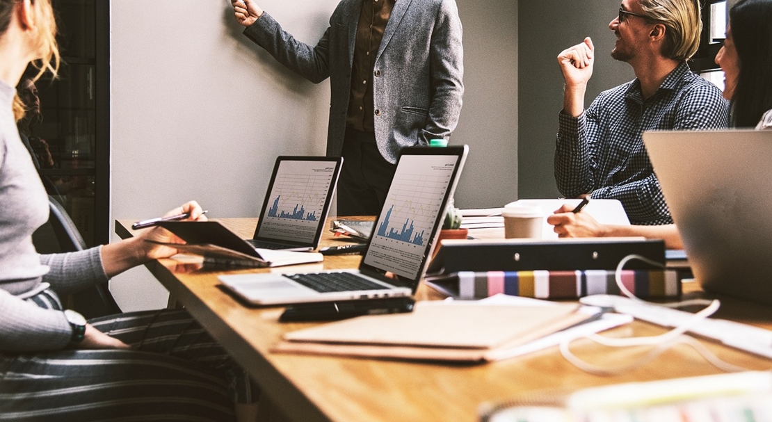 Profesionales tecnológicos más demandados en 2023