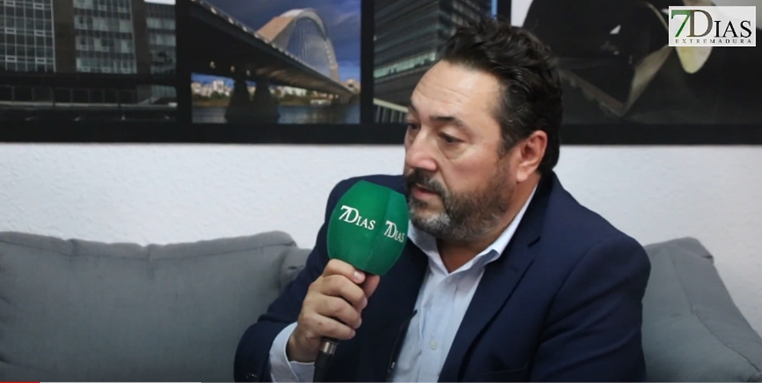 Pérez a Gragera: “El que verdaderamente se ha olvidado de Badajoz es usted”