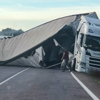 Aparatoso accidente en Extremadura: queda cortada la EX-112