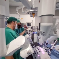 Extremadura apuesta por la alta tecnología sanitaria implantando la cirugía robótica