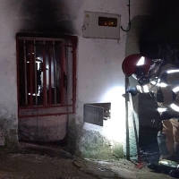 Desgraciado incendio doméstico en la calle Badajoz de Alcuéscar