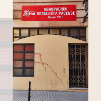 La sede del PSOE en Badajoz sufre nuevos actos vandálicos: “con nocturnidad y alevosía”