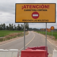 Continúa cortada al tráfico la carretera BA-149