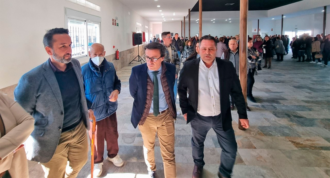 Guadiana estrena su Caseta Municipal y prometen una residencia de mayores