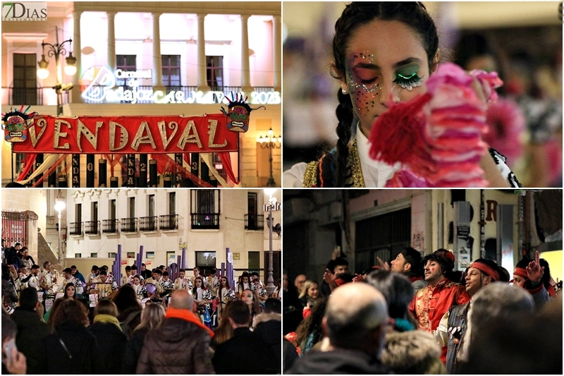 El ambiente de Carnaval continua de plaza en plaza en Badajoz