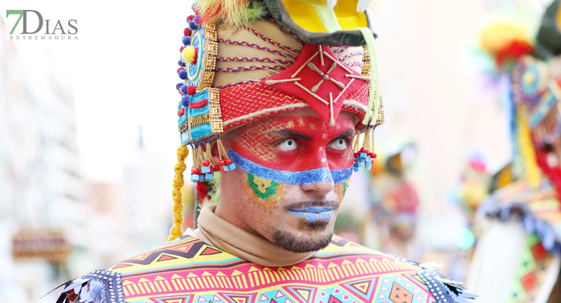 Disfruta de los mejores primeros planos del gran desfile del carnaval 2023