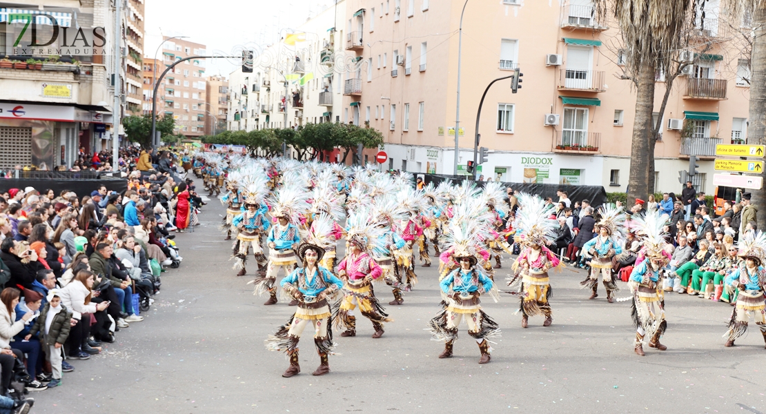 REPOR I: Mejores planos generales del desfile del Carnaval de Badajoz