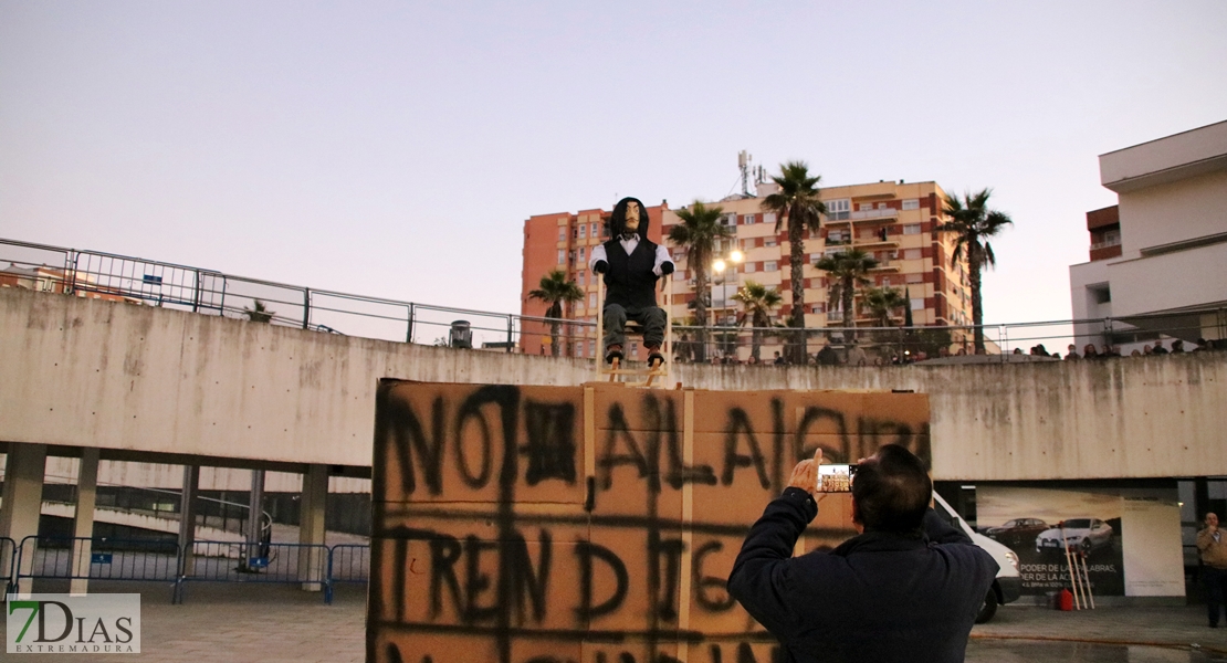 Éxito de público en las Candelas de Santa Marina