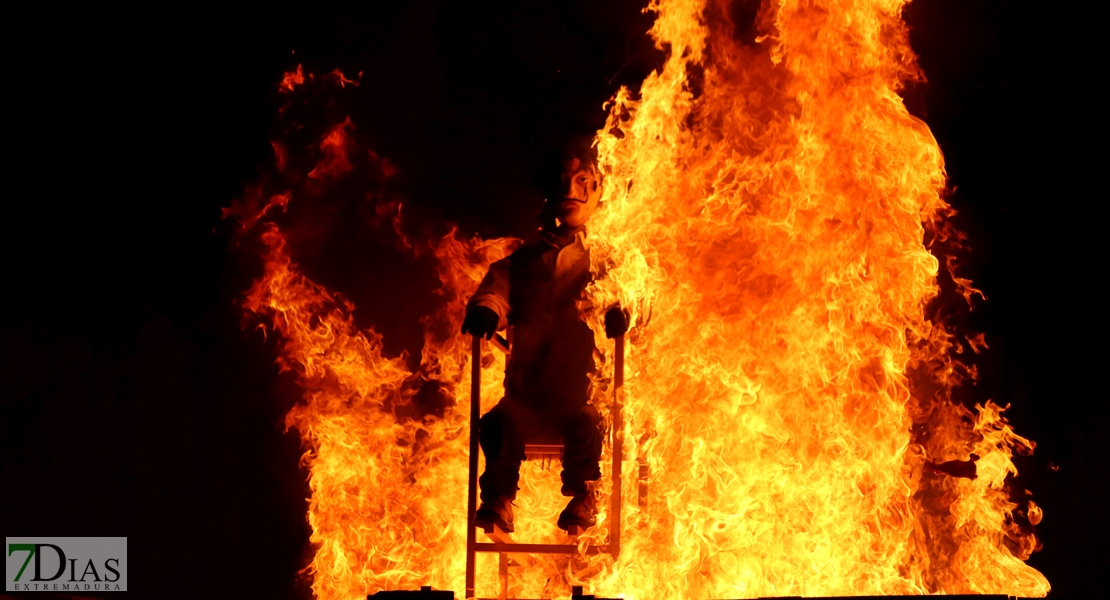 Éxito de público en las Candelas de Santa Marina