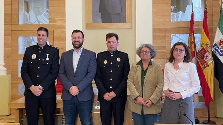 Toma de posesión del nuevo inspector de la Policía Local en Cáceres