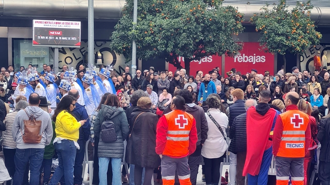 Domingo de Carnaval complicado: atropello, agresión y 133 intervenciones