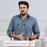 Cs: “Vara ha decidido una vez más que le importa más su partido que Extremadura”