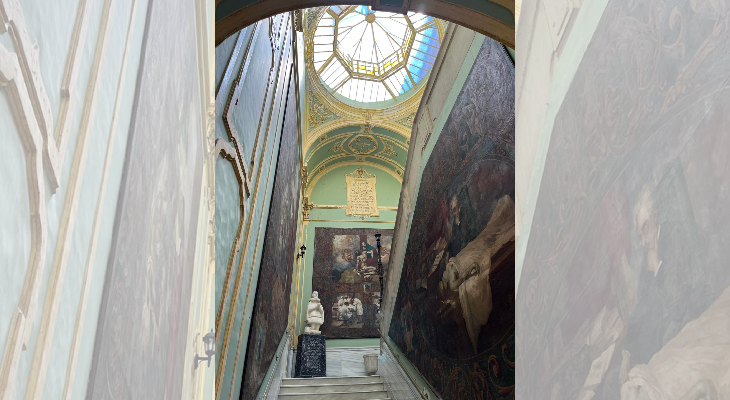 La Cívica insta a la preservación del lucernario de la escalera noble del Hospital Provincial