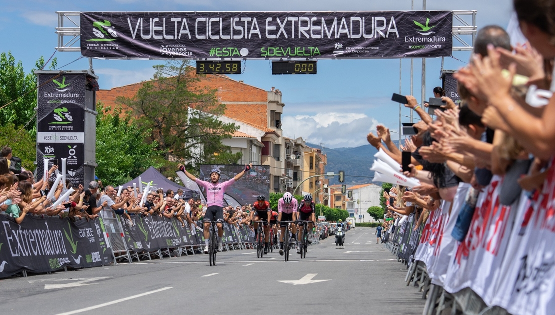 Plasencia acoge la primera etapa de la Vuelta Ciclista a Extremadura Masculina 2023