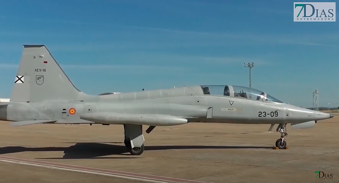 Ponen fecha para sustituir los aviones F-5 de la base de Talavera la Real