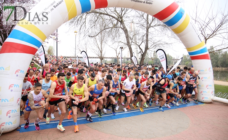 Imágenes de la Maratón y Media Maratón Ciudad de Badajoz II