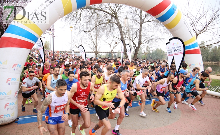 Imágenes de la Maratón y Media Maratón Ciudad de Badajoz II