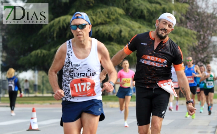 Imágenes de la Maratón y Media Maratón Ciudad de Badajoz