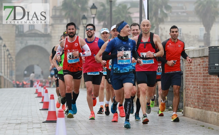 Imágenes de la Maratón y Media Maratón Ciudad de Badajoz