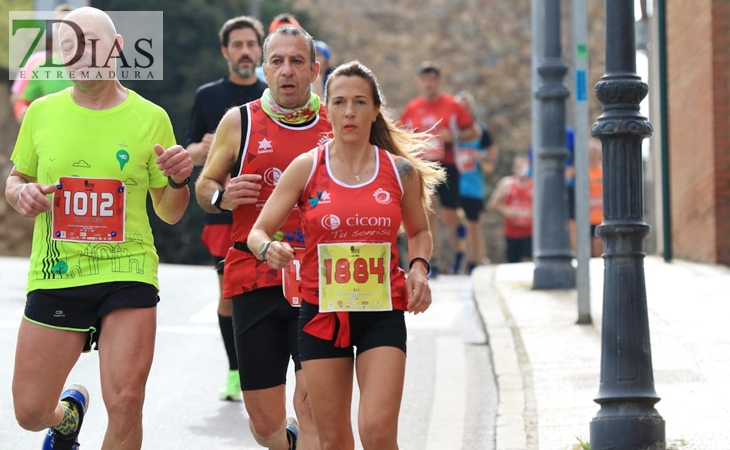 Imágenes de la Maratón y Media Maratón Ciudad de Badajoz