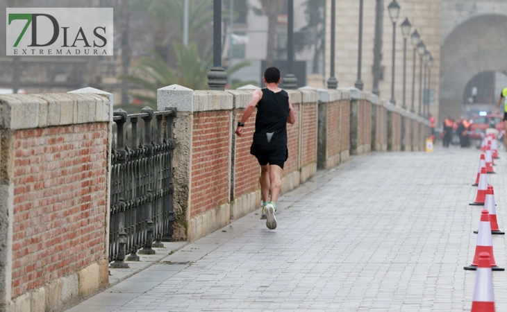 Imágenes de la Maratón y Media Maratón Ciudad de Badajoz