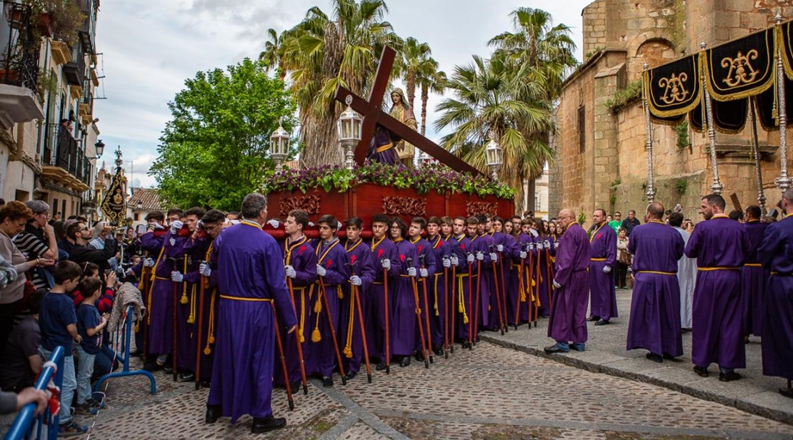 Cáceres apuesta por la seguridad en Semana Santa Cáceres apuesta por la seguridad en Semana Santa
