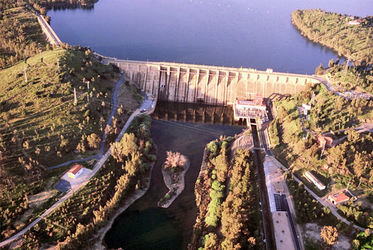 La zona regable del Zújar se moderniza energéticamente con varios millones de euros