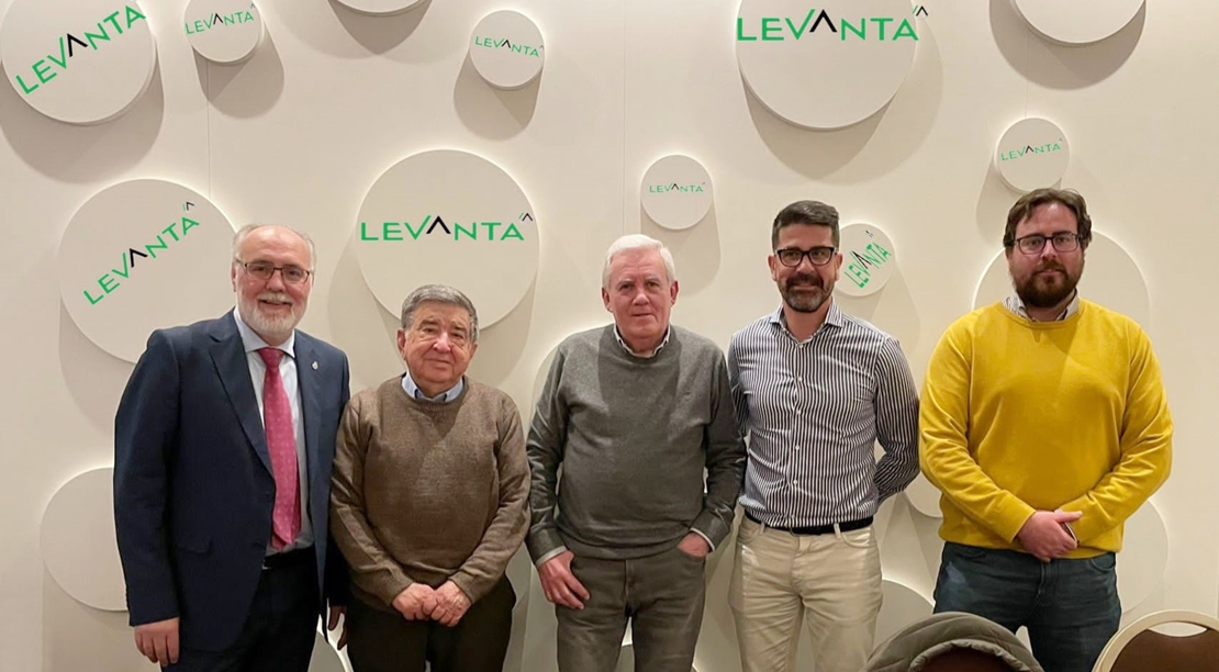 ‘Levanta Extremadura’ insiste en una gran coalición regionalista