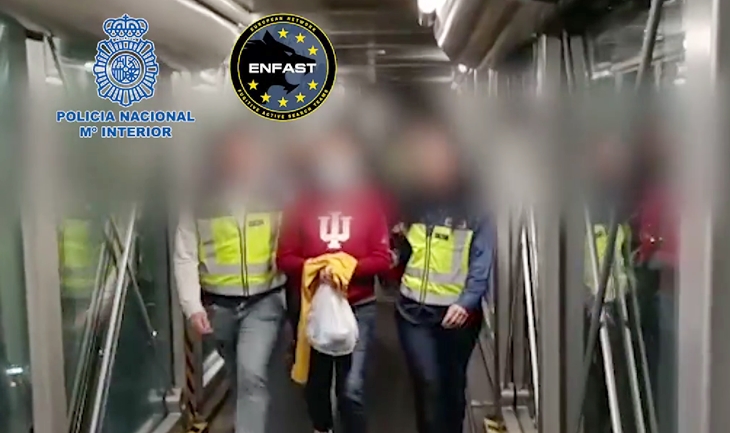 La Policía Nacional detiene a una mujer tras ser buscada durante 10 años