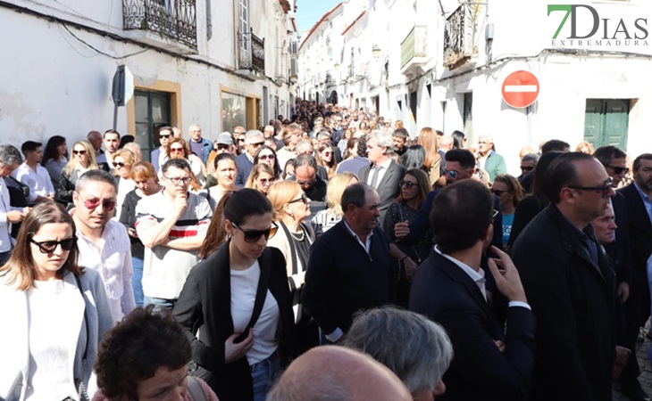 Multitudinaria despedida a Rui Nabeiro