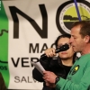 Salvatierra no flaquea. Medio millar de personas se manifiestan contra el Macrovertedero