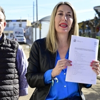 "Sánchez trabaja en un nuevo mapa que deja sin autobús a 215.000 extremeños"