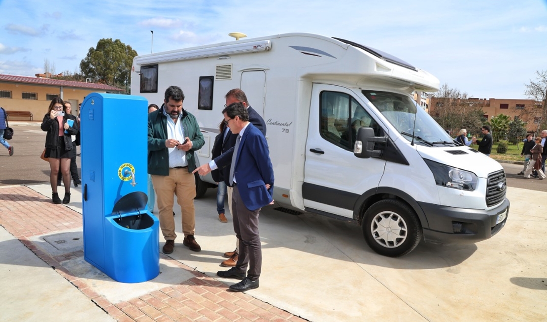 Mérida cuenta con nueva área para autocaravanas gratuita hasta diciembre Mérida cuenta con nueva área para autocaravanas gratuita hasta diciembre