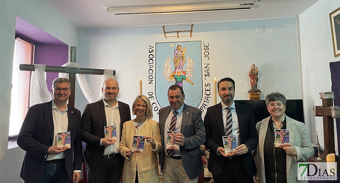 Presentan la Guía Cofrade y Monumental de Badajoz 2023