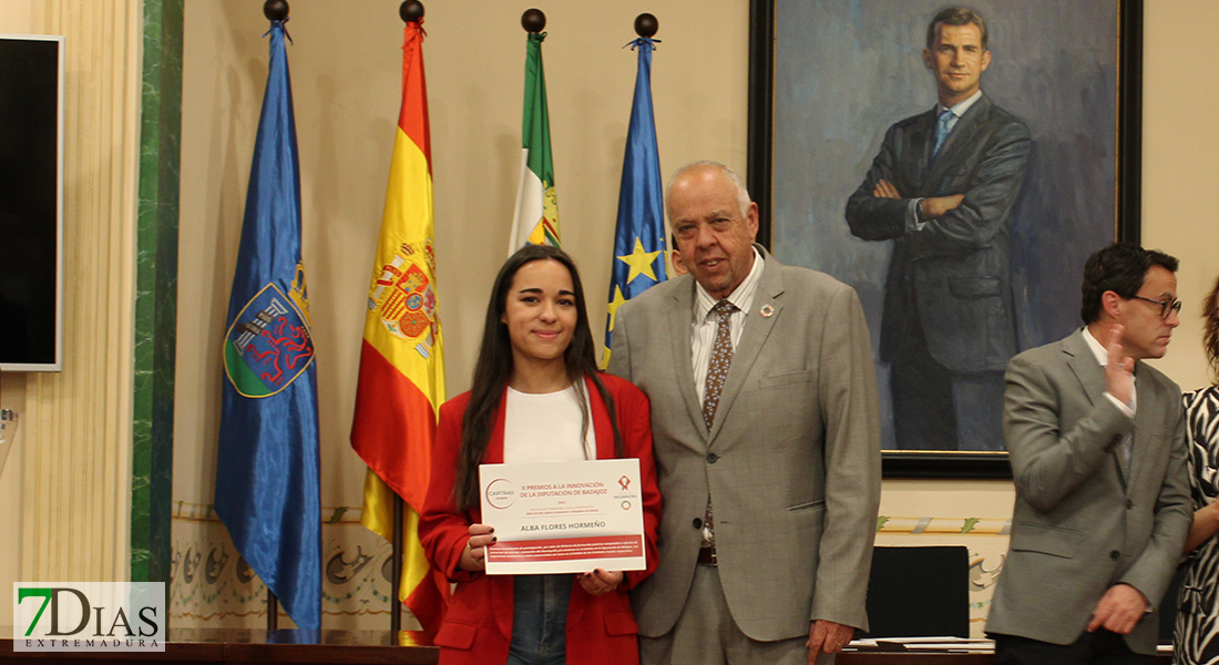 La Diputación de Badajoz entrega los II premios Proinnoba