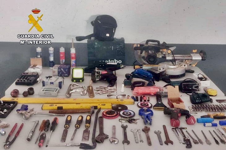 Operación Revasa en Extremadura: detenidos por numerosos robos y hurtos en viviendas y vehículos