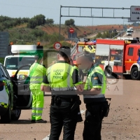 Un fallecido y dos personas en estado crítico tras accidentarse en la N-432 (BA)
