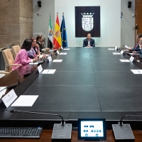 La Junta invierte 214 M€ en el VI Plan Estratégico para la Igualdad entre Mujeres y Hombres