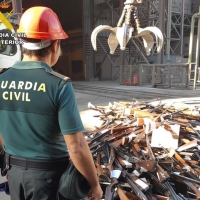 La Guardia Civil de Cáceres destruyó en marzo 800 armas