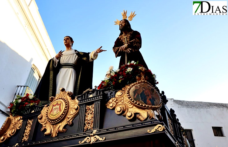 Jerez de los Caballeros se vuelca y vibra con su Jueves Santo