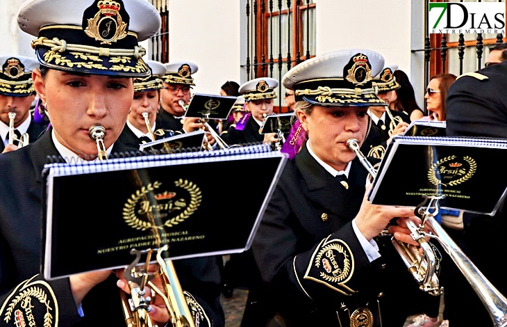 Jerez de los Caballeros se vuelca y vibra con su Jueves Santo