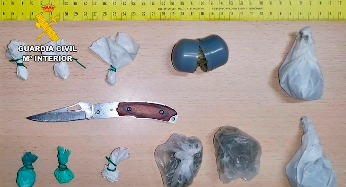 La Guardia Civil no cesa en su lucha contra la drogas: dos detenidas en Extremadura