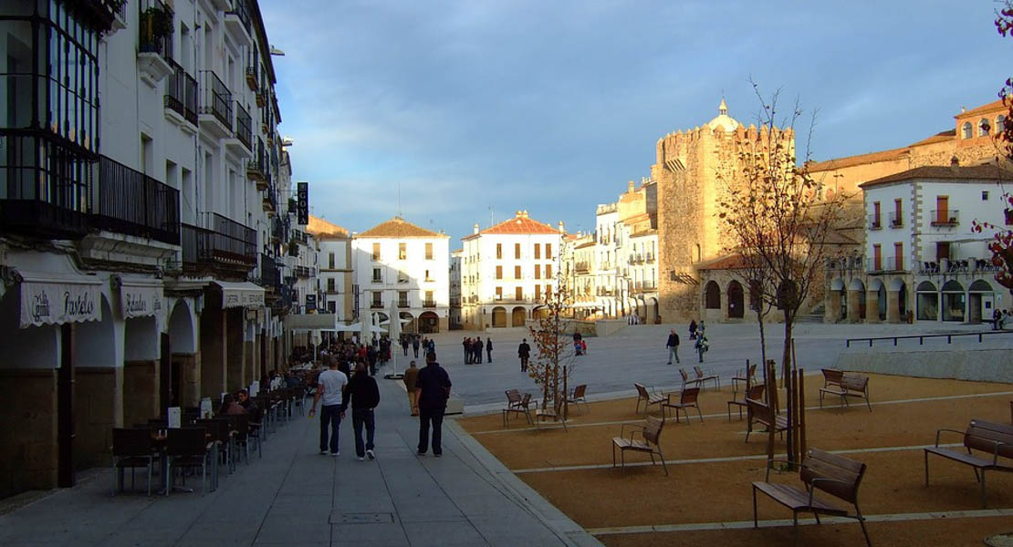 UED propone soluciones a los vecinos de la ciudad monumental de Cáceres