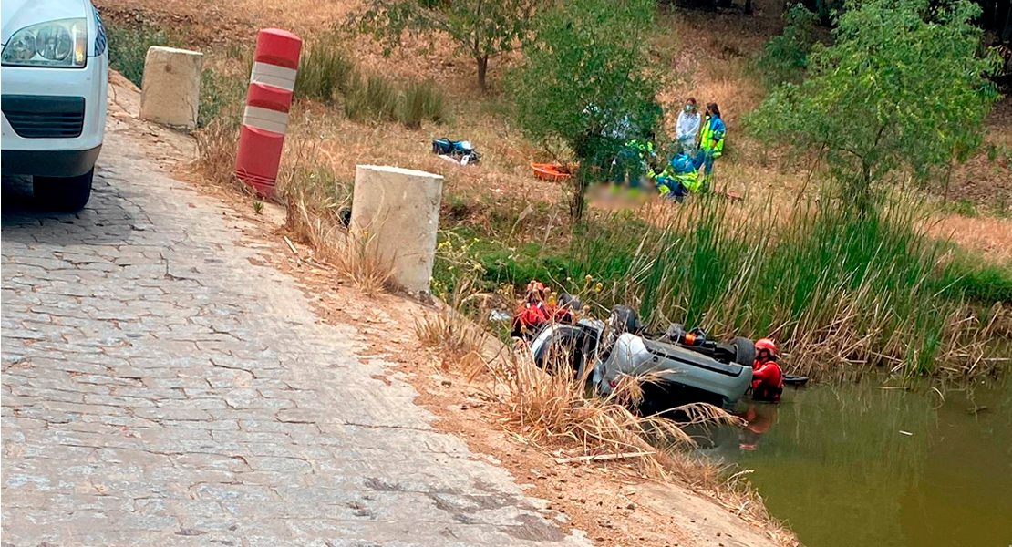Fallece una joven tras un accidente en el badén de Talavera