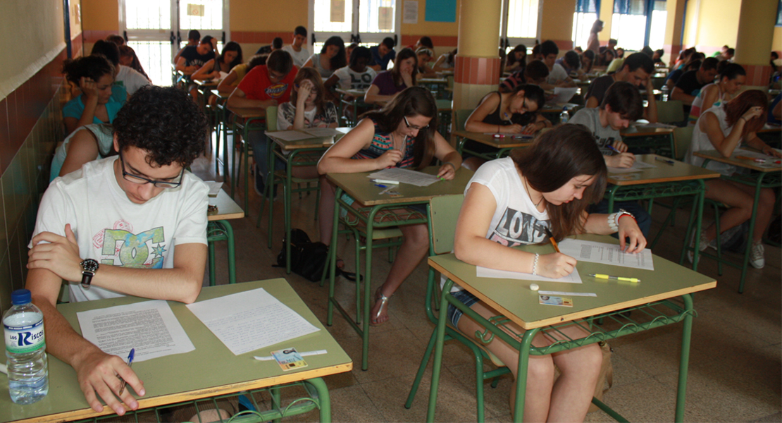 La Junta dará premios de 900 € a alumnos de bachillerato