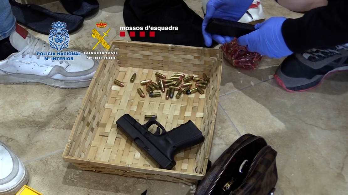 Desarticulados dos grupos criminales especializados en robos con fuerza en cajeros con explosivos