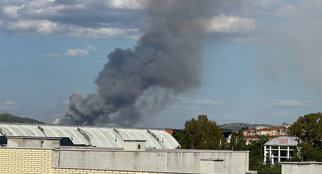 Estabilizado el incendio que amenazaba Sierra de Fuentes (CC)