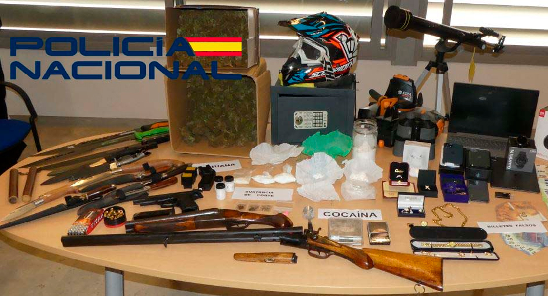 Tres jóvenes con antecedentes detenidos por robo y tráfico de drogas en Villanueva