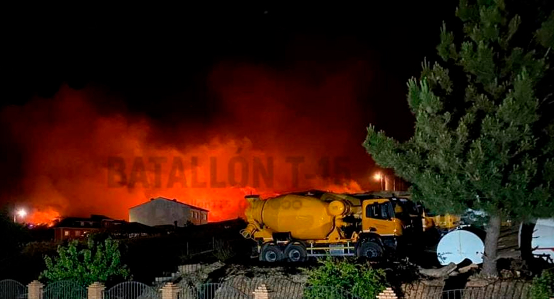 USO denuncia que a los bomberos no les han llevado ni agua durante la noche